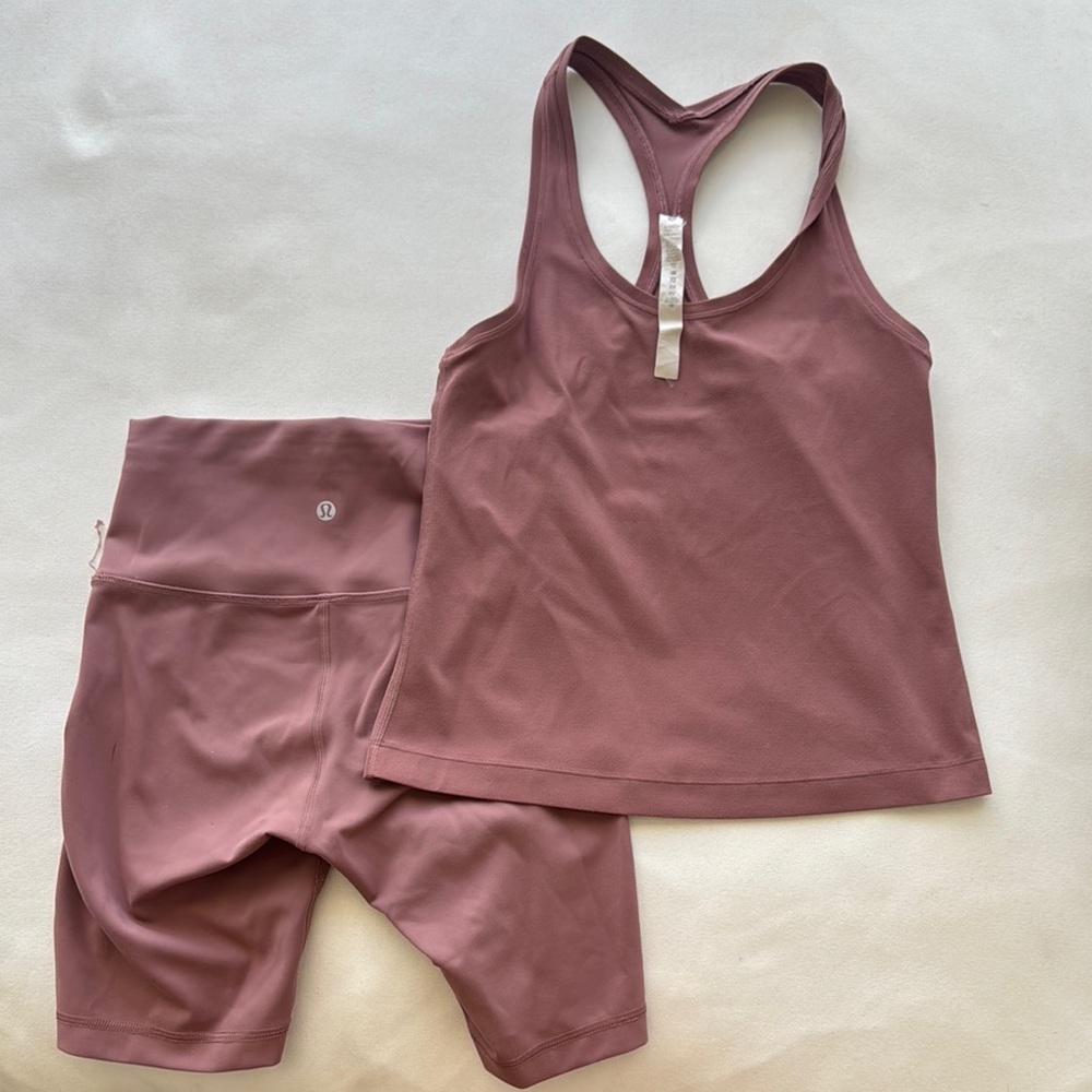 Lululemon Muave set